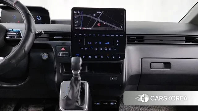 Hyundai Staria 2022 Серебристо-серый из Кореи, фото 5