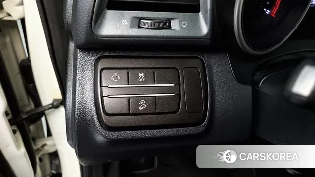 Ssangyong Tivoli Armor 2019 Белый из Кореи, фото 5