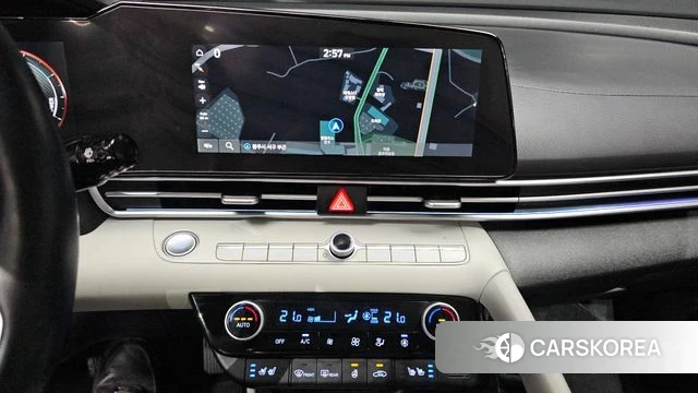Hyundai Avante Hybrid (CN7) 2021 Серебристо-серый из Кореи, фото 5