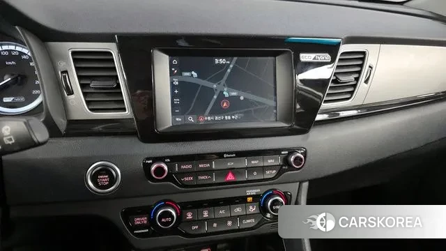 Kia Niro 2019 Белый из Кореи, фото 5