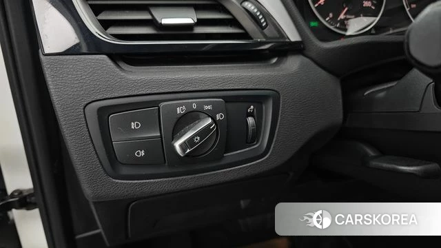 BMW X1 (F48) 2018 Белый из Кореи, фото 5