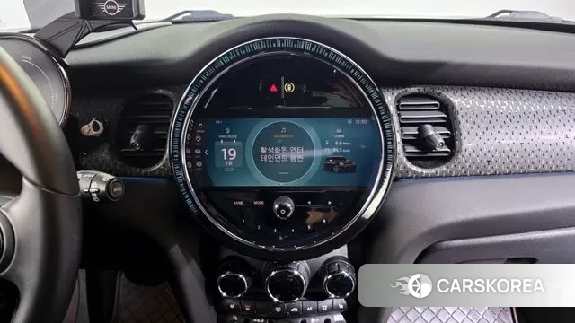 Mini Cooper Electric 2022 Черный из Кореи, фото 5