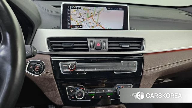 BMW X1 (F48) 2022 Черный из Кореи, фото 5