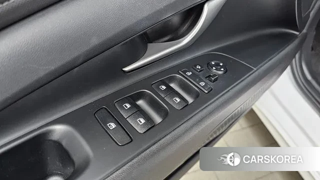 Hyundai Avante Hybrid (CN7) 2023 Белый из Кореи, фото 5