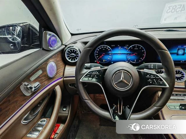 Mercedes-Benz E-class 2023 Черный из Китая, фото 5