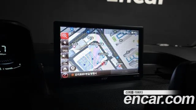 Hyundai Staria 2022 Белый из Кореи, фото 5