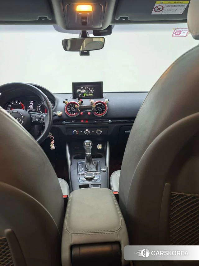 Audi A3 2019 Красный из Китая, фото 5