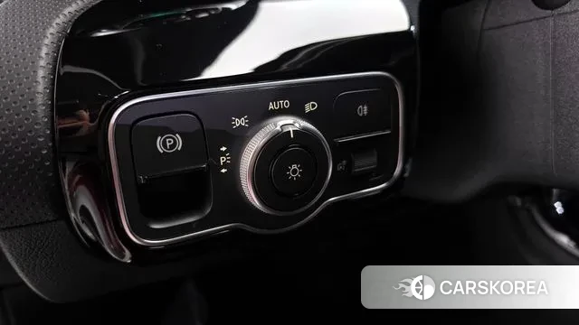 Mercedes-Benz A-Class W177 2022 Белый из Кореи, фото 5