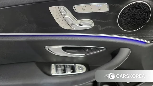 Mercedes-Benz E-Class W213 2023 Белый из Кореи, фото 5