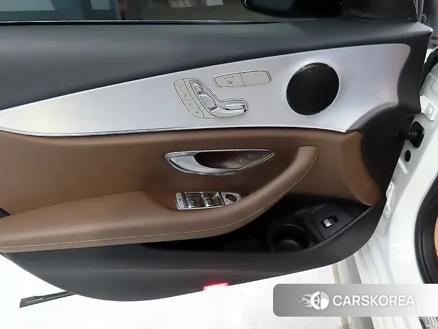 Mercedes-Benz E-Class W213 2020 Белый из Кореи, фото 5