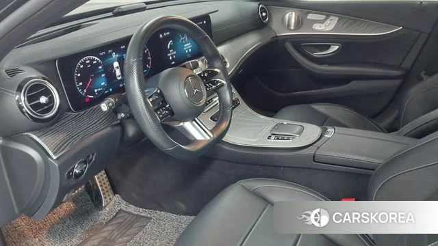 Mercedes-Benz E-Class W213 2022 Черный из Кореи, фото 5