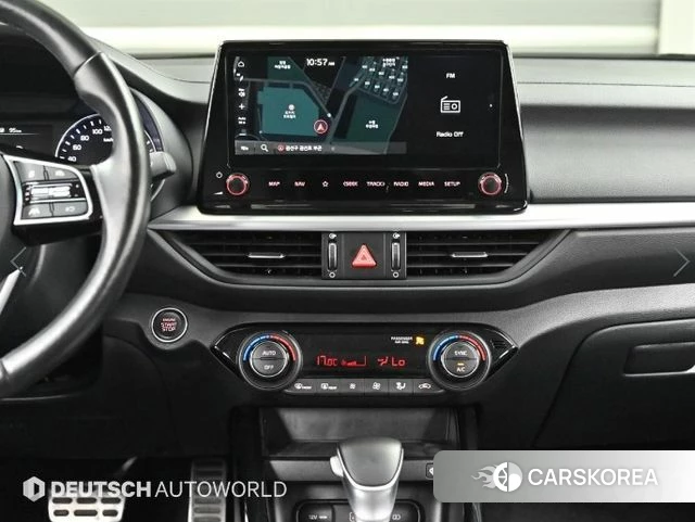 Kia The New K3 2nd generation 2023 Белый из Кореи, фото 5