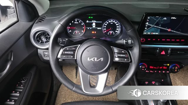 Kia The New K3 2nd generation 2022 Белый из Кореи, фото 5