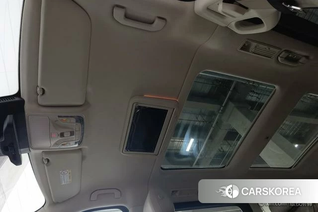 Mercedes-Benz V-class 2023 Черный из Китая, фото 5