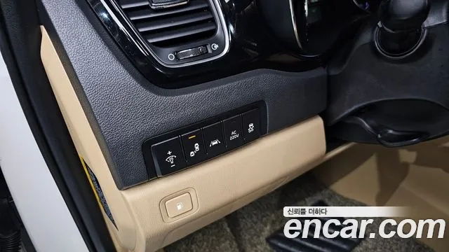 Kia The New Carnival 2019 Белый из Кореи, фото 5