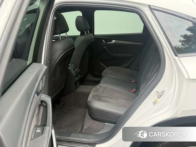 Audi Q5L Sportback 2024 Белый из Китая, фото 5