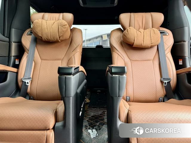 Toyota Elfa 2024 Черный из Китая, фото 5