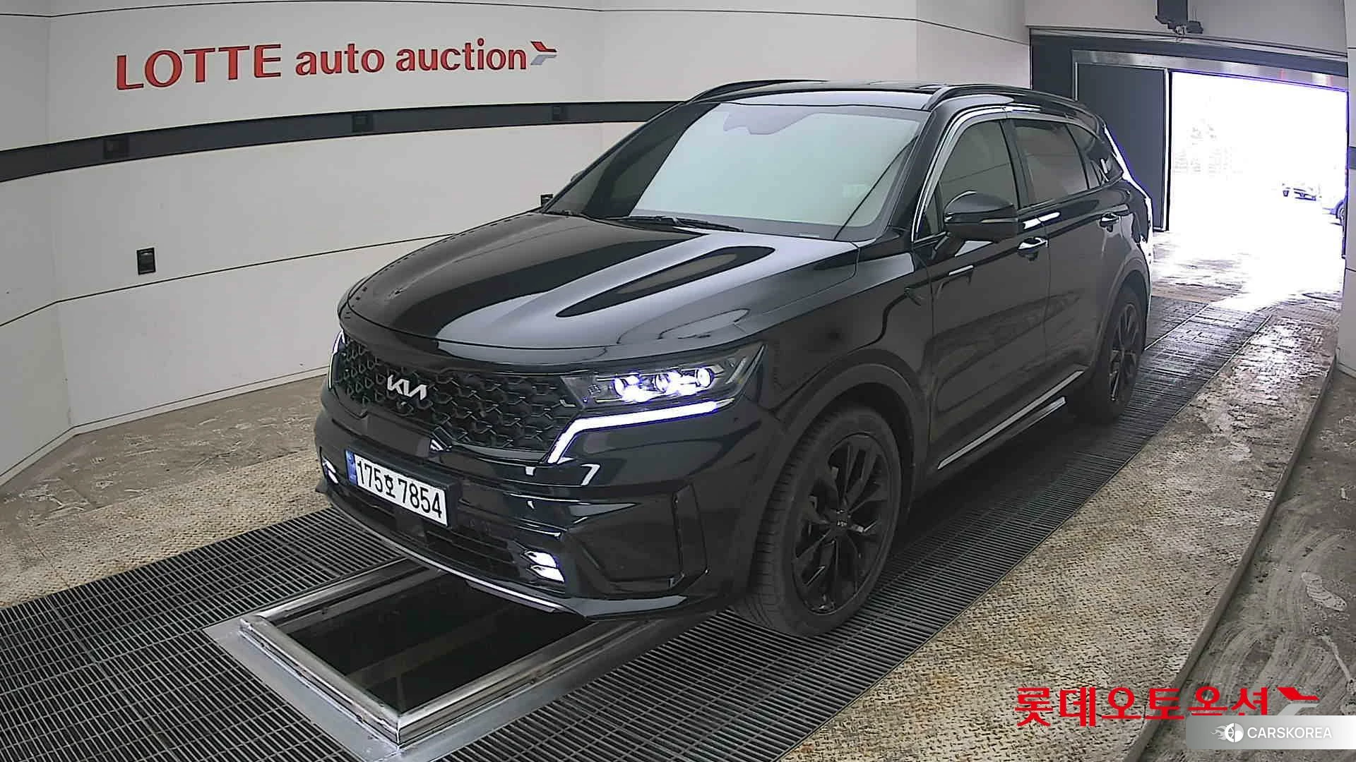 Kia Sorento 2023 Aurora Black Pearl из Кореи, фото 5