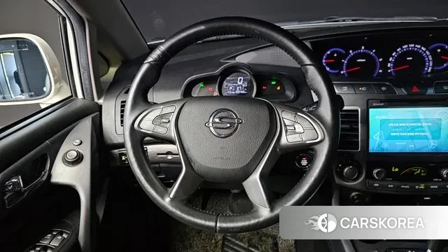 Ssangyong Korando Turismo 2018 Белый из Кореи, фото 5