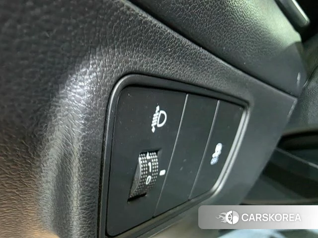 Hyundai Tucson (NX4) 2023 Серебристо-серый из Кореи, фото 5