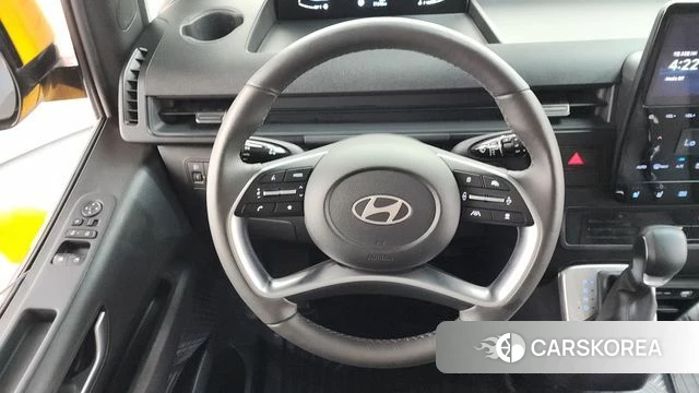 Hyundai Staria 2024 Желтый из Кореи, фото 5