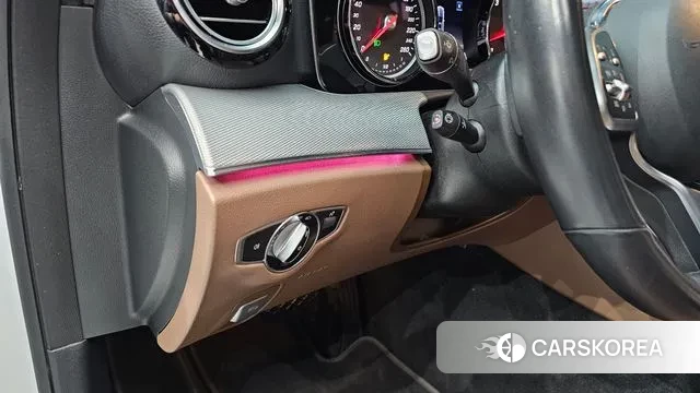 Mercedes-Benz E-Class W213 2020 Белый из Кореи, фото 5