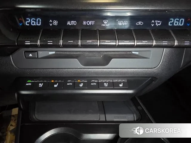 Lexus UX250h 2019 Белый из Кореи, фото 5