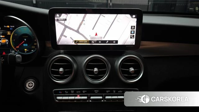 Mercedes-Benz GLC-Class X253 2021 Белый из Кореи, фото 5