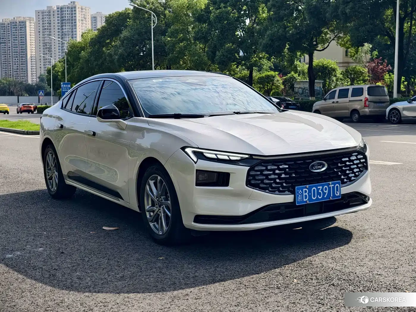 Ford Mondeo 2024 Белый из Китая, фото 5
