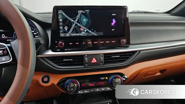 Kia The New K3 2nd generation 2022 Белый из Кореи, фото 5