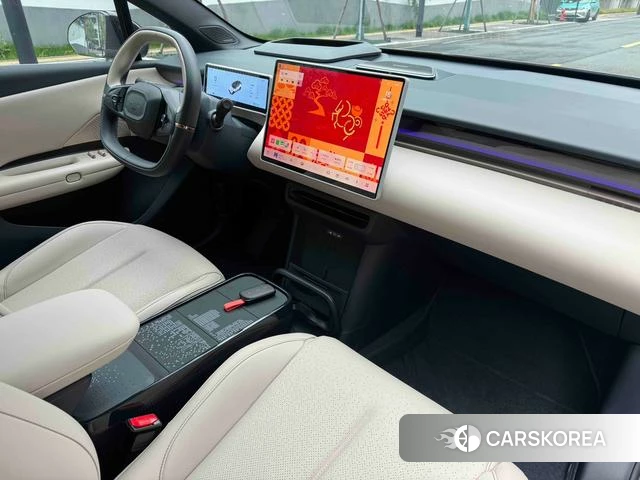 Lynk Z20 2026 Серебристо-серый из Китая, фото 5