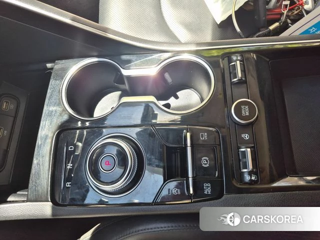 Kia K5 3rd generation 2021 Белый из Кореи, фото 5