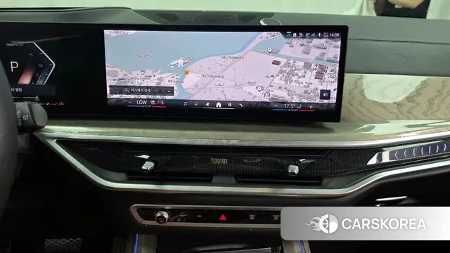 BMW X7 (G07) 2023 Белый из Кореи, фото 5