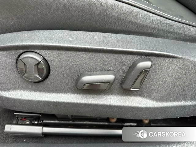 Volkswagen Lingdu 2022 Красный из Китая, фото 5