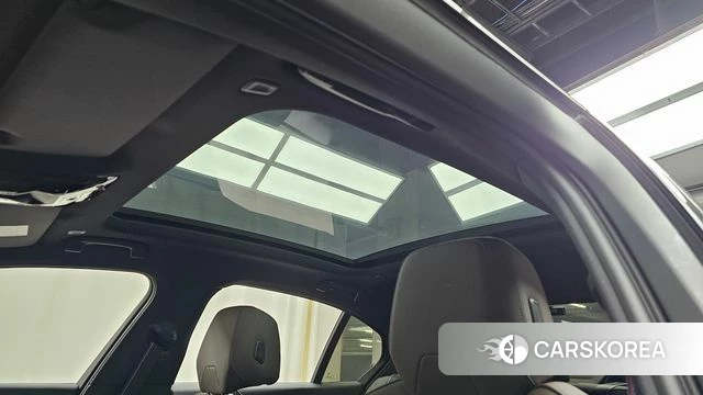 BMW 5 Series (G60) 2025 Белый из Кореи, фото 5