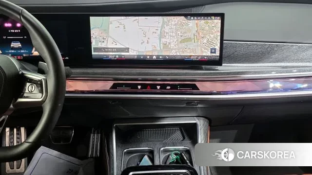 BMW 7 Series (G70) 2023 Белый из Кореи, фото 5