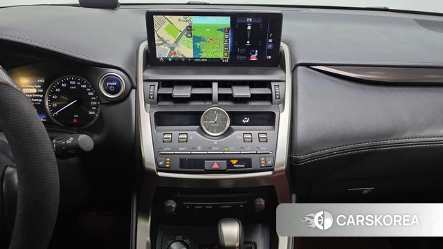 Lexus NX300h 2018 Белый из Кореи, фото 5