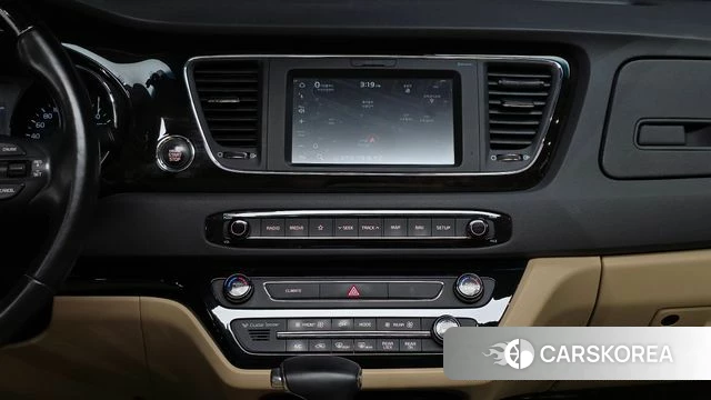 Kia The New Carnival 2018 Белый из Кореи, фото 5