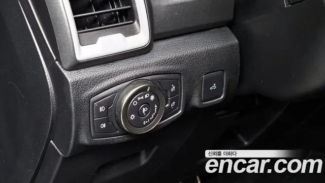 Ford Ranger 3rd Generation 2021 Серый из Кореи, фото 5