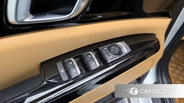 Kia Carnival 4th generation 2023 Белый из Кореи, фото 5