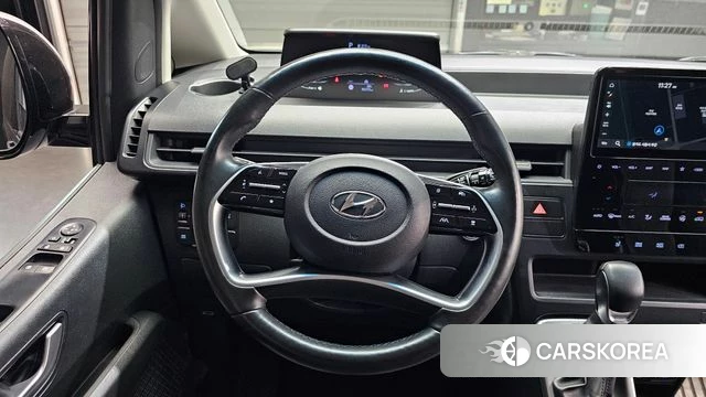 Hyundai Staria 2023 Серебряный из Кореи, фото 5