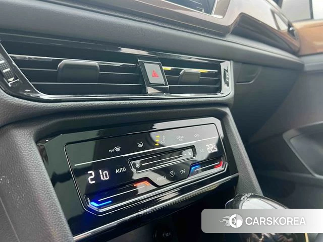 Volkswagen Tuyue 2022 Белый из Китая, фото 5