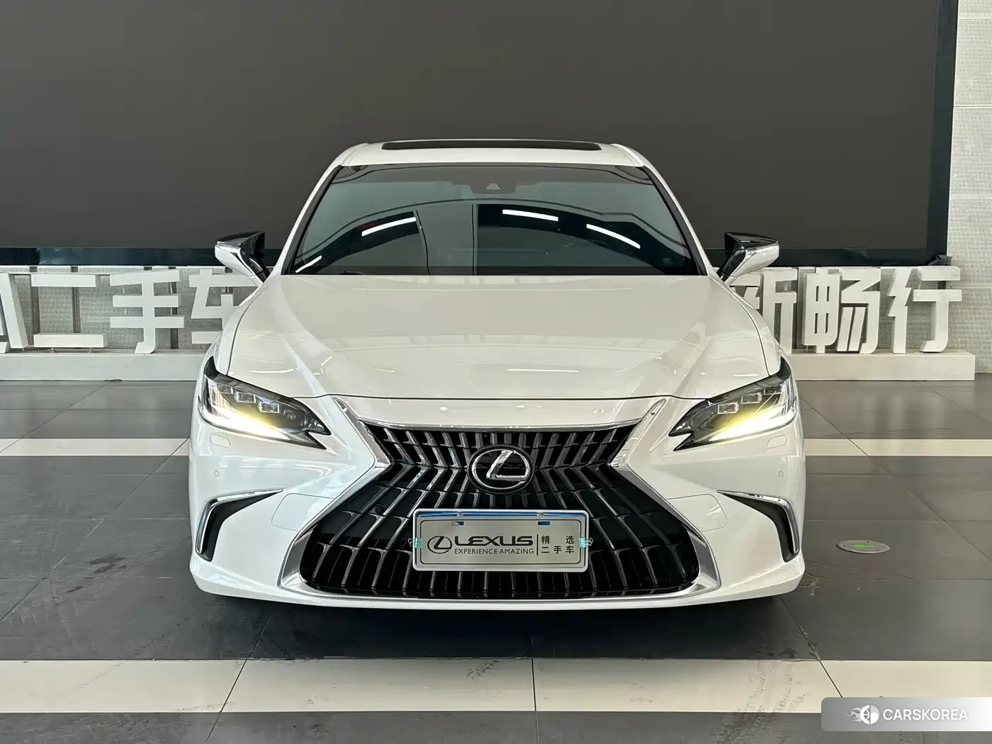 Lexus ES 2024 Белый из Китая, фото 5