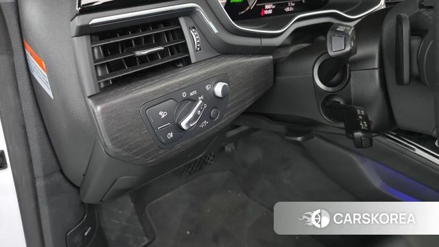 Audi A5 (F5) 2024 Белый из Кореи, фото 5