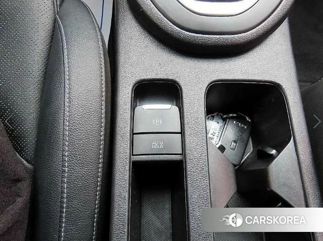 Kia The New K3 2nd generation 2021 Белый из Кореи, фото 5