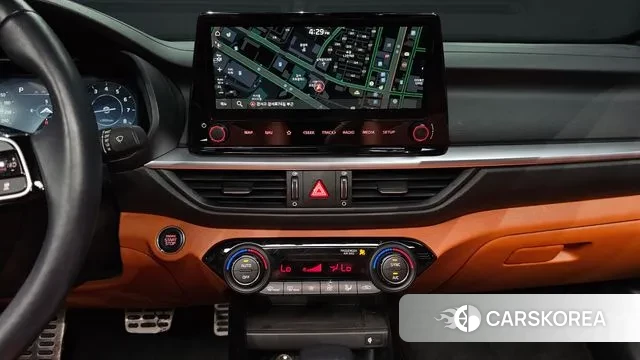 Kia The New K3 2nd generation 2022 Белый из Кореи, фото 5