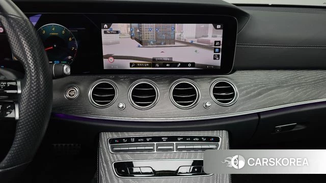 Mercedes-Benz E-Class W213 2021 Белый из Кореи, фото 5