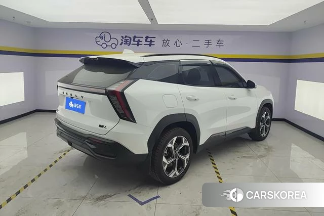 Geely Automobile Boyue L 2023 Белый из Китая, фото 5