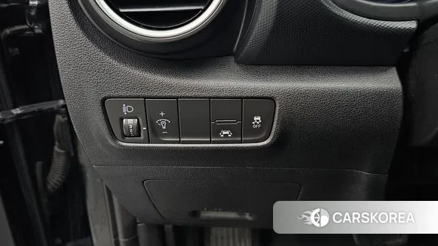 Hyundai Kona 2018 Черный из Кореи, фото 5