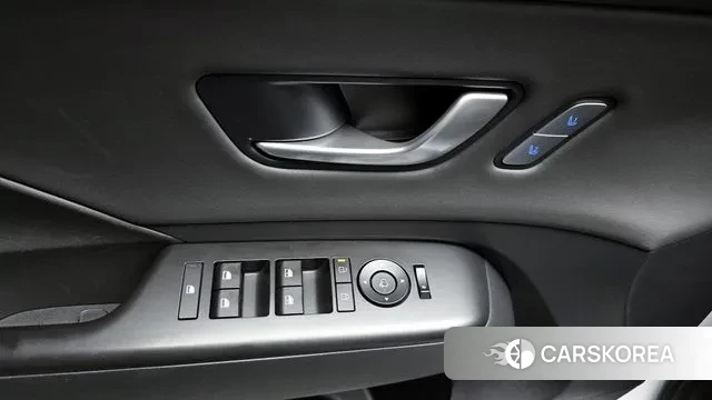 Hyundai Kona (SX2) 2023 Белый из Кореи, фото 5